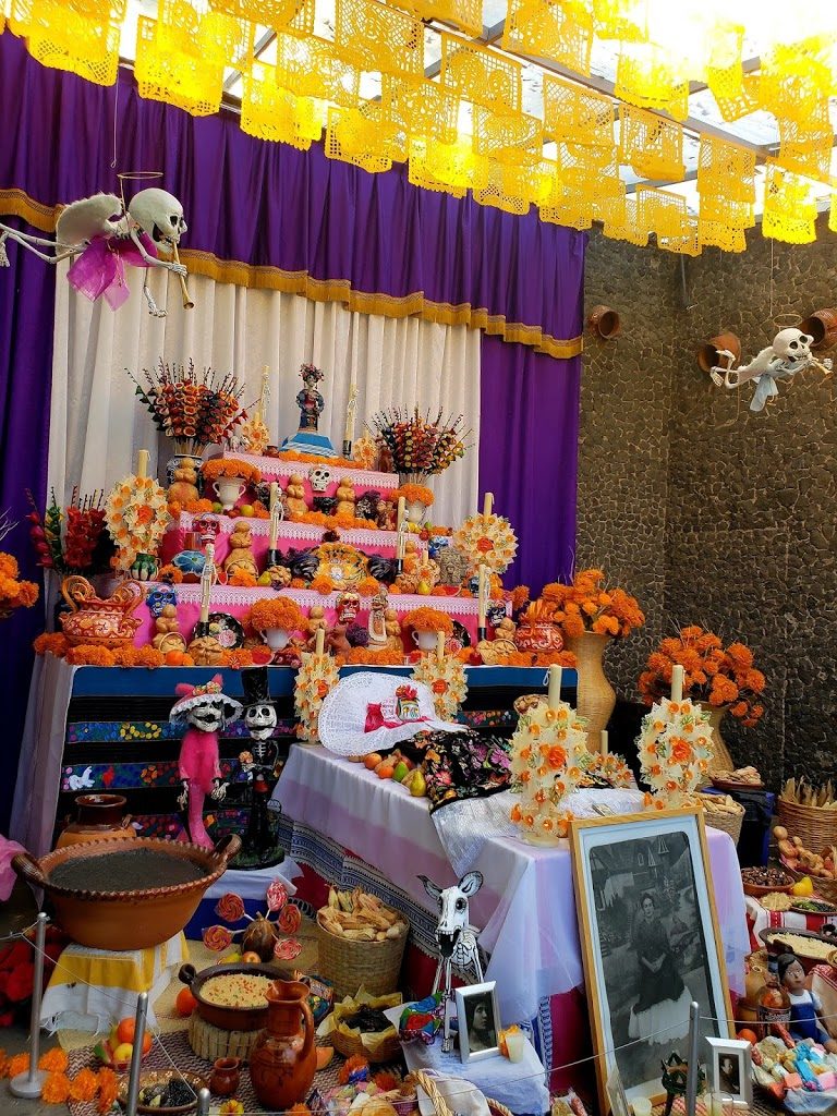Dias de Muertos decor at Casa Azul