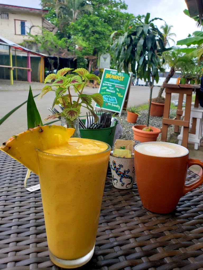 Mango Smoothie and coffee at Port Vell cafe