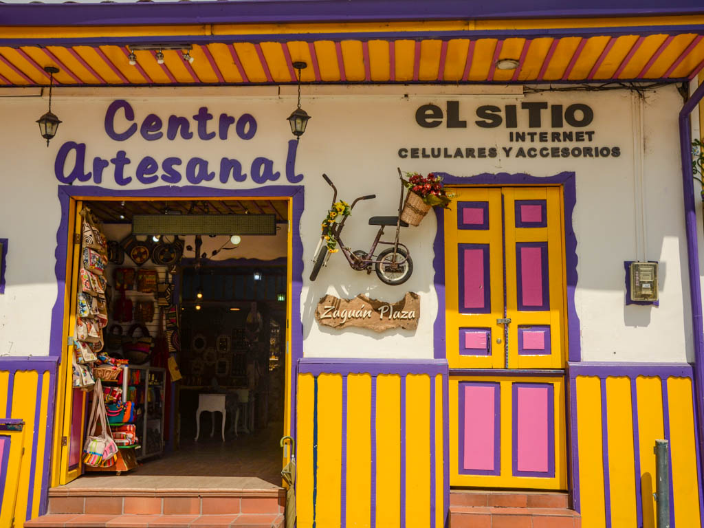 Colorful local handicraft (artesanal) and souvenir shops in Salento town
