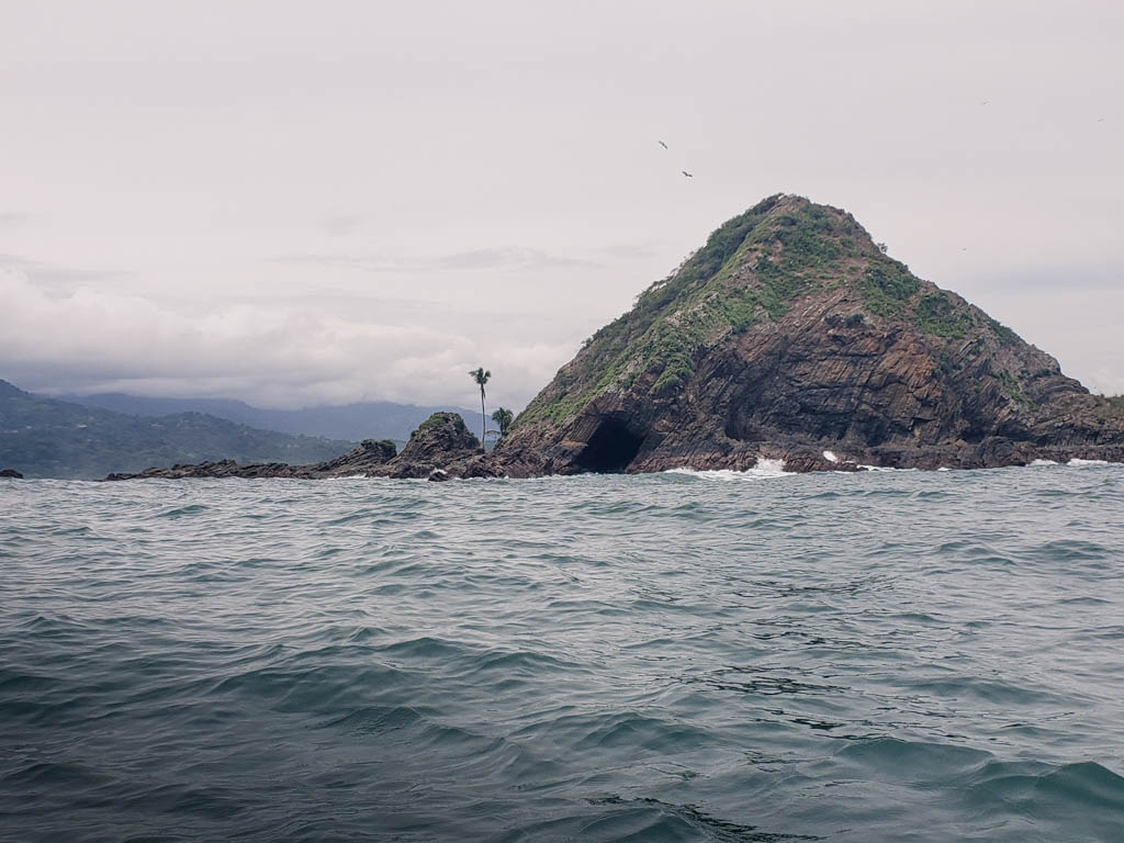 One of the 3 small islands that we encountered during the tour.