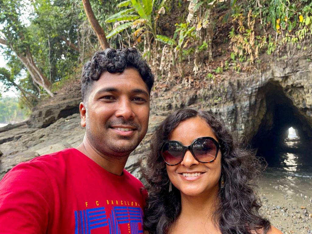 Paradise Catchers, posing for a selfie next to a 'ventana' at Playa Ventanas.