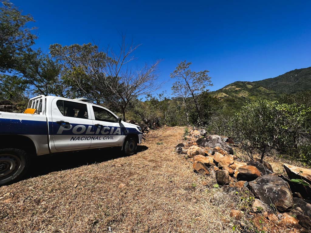 Police vehicle near Conchagua forest in El Salvador.