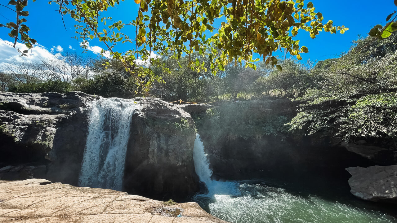 El Salto de Malacatiupan, the hot spring waterfalls of El Salvador.
