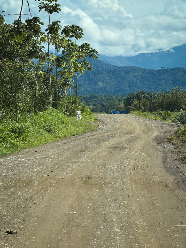 Road to El Santuario ziplining